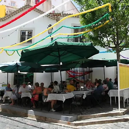 Apartment Stunning River View In Historic Alfama