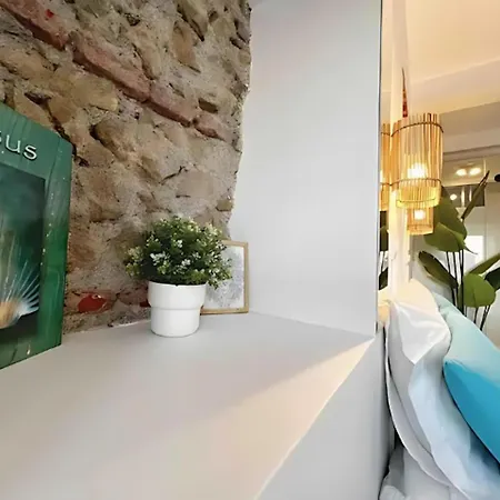 Stunning River View In Historic Alfama *