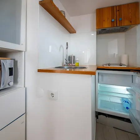 Apartment Stunning River View In Historic Alfama Lissabon