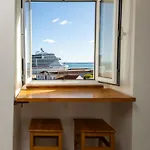 Stunning River View In Historic Alfama * 리스본